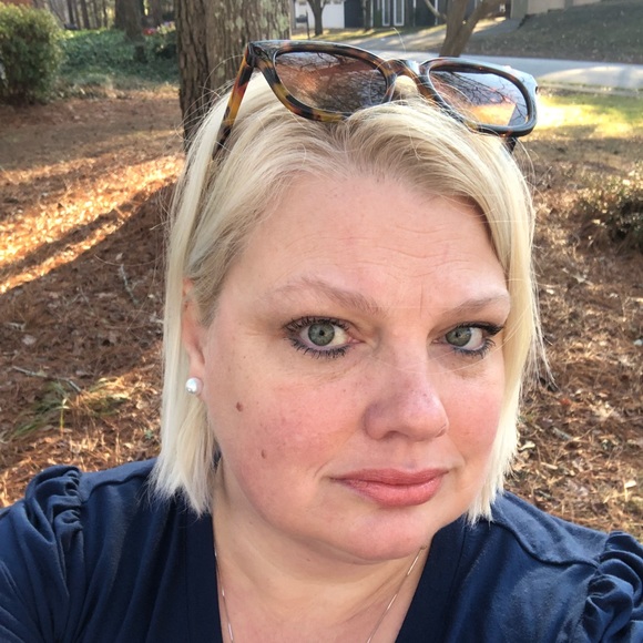 Meet your Posher, Ginger - Picture 1 of 2